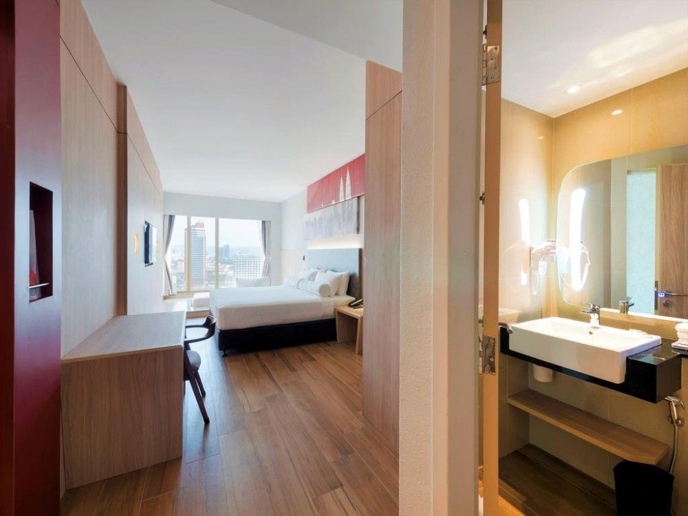Отель Ibis Kuala Lumpur City Centre